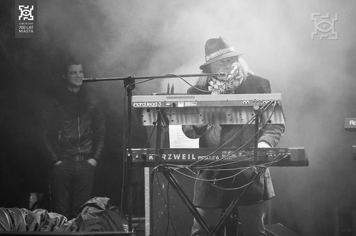 Zmarł Romuald Lipko, lider Budki Suflera, człowiek od zawsze związany z Lublinem...* Zmarł Romuald Lipko, lider Budki Suflera, człowiek od zawsze związany z Lublinem...*